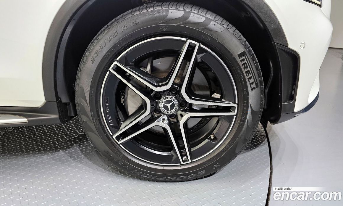 Mercedes Benz GLC-Class GLC300 4MATIC