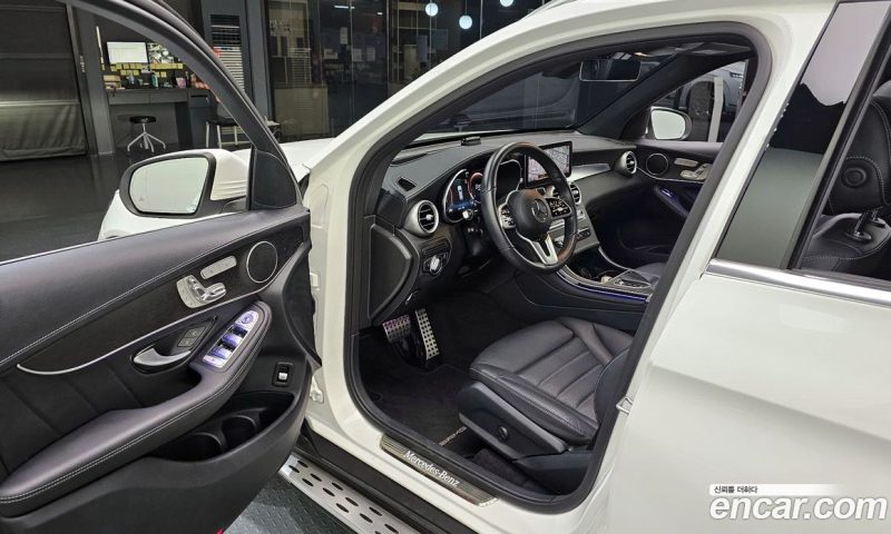 Mercedes Benz GLC-Class GLC300 4MATIC