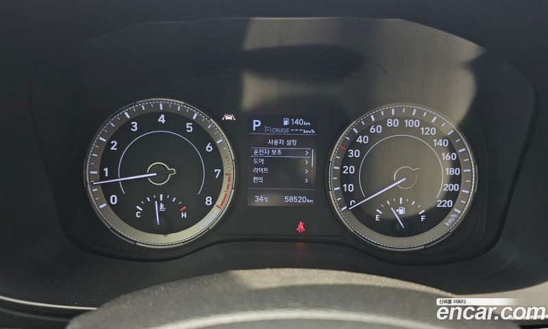 Hyundai Venue 1.6 Modern Plus