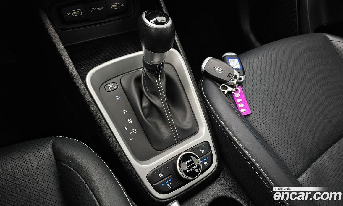 Hyundai Venue 1.6 Modern Plus