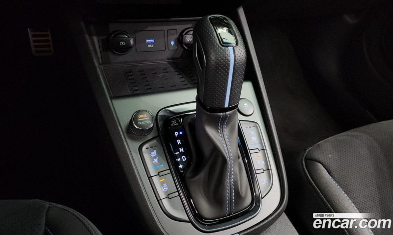 Hyundai Kona Gasoline 2.0 2WD