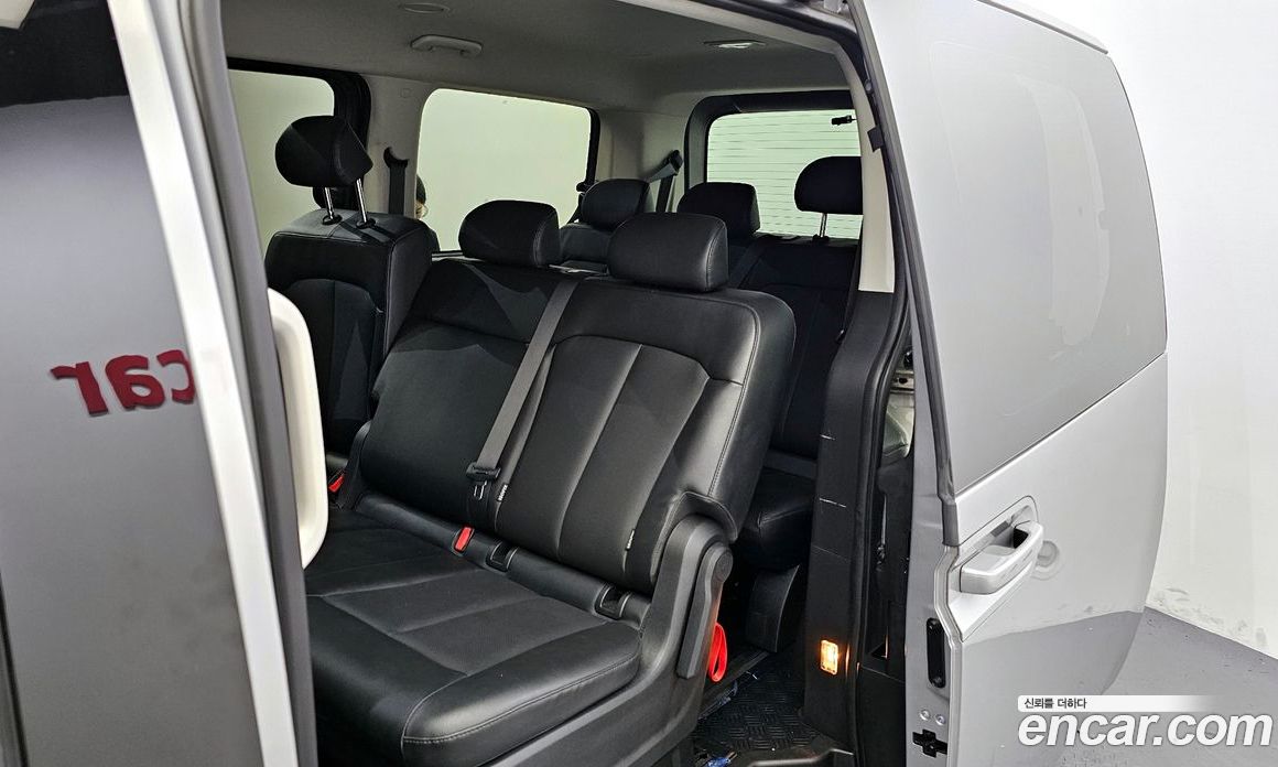 Hyundai Staria Tourer 9-Seater