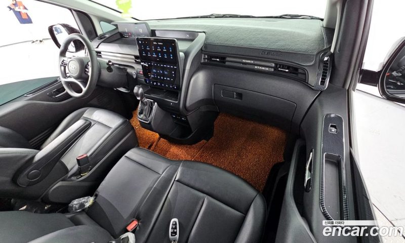 Hyundai Staria Cargo 3-Seater