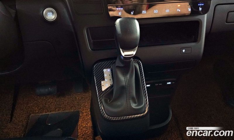 Hyundai Staria Cargo 3-Seater