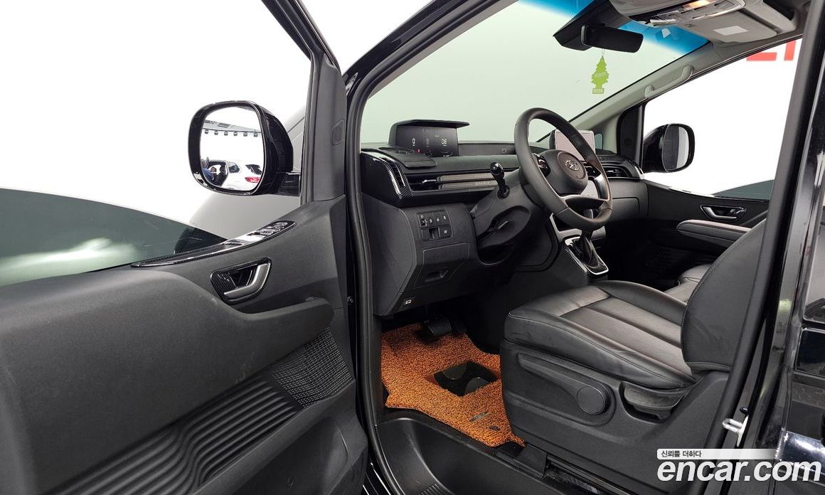 Hyundai Staria Cargo 3-Seater