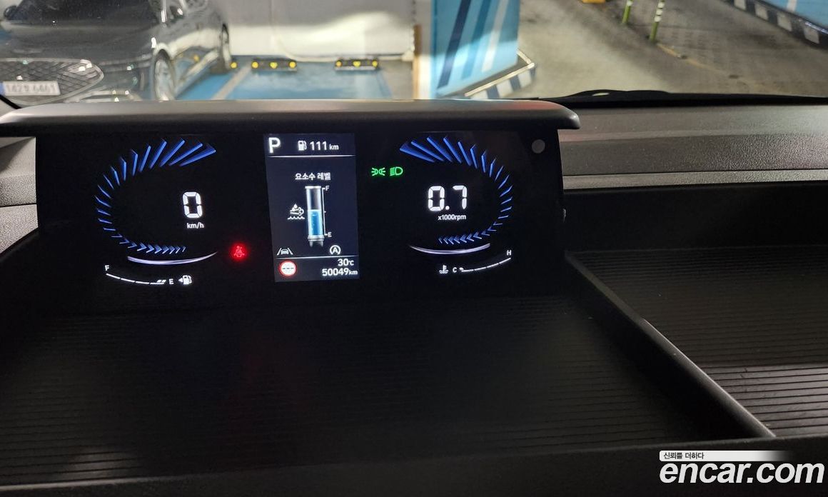 Hyundai Staria Tourer 11-Seater