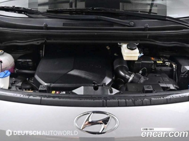 Hyundai Staria Cargo 3-Seater