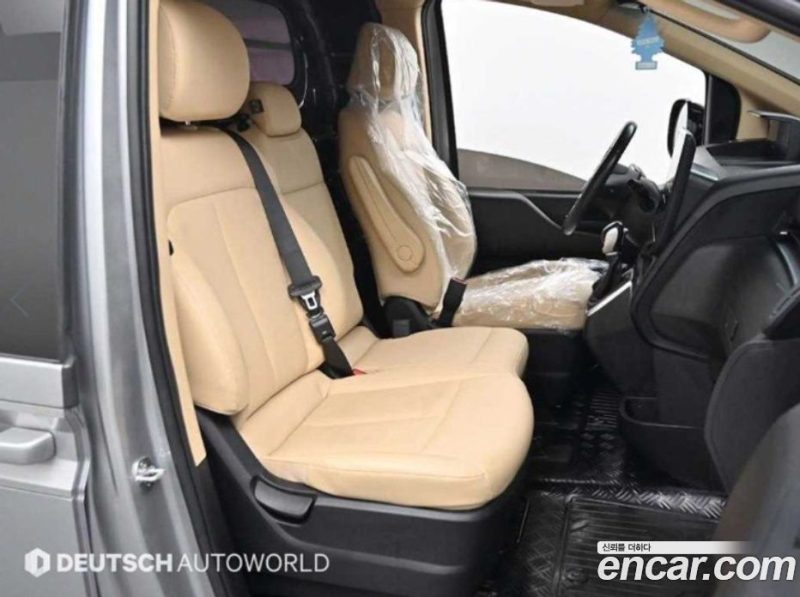 Hyundai Staria Cargo 3-Seater