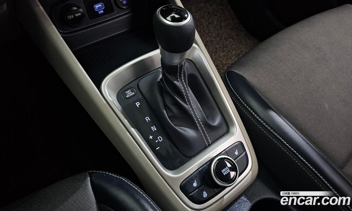 Hyundai Venue 1.6 Modern