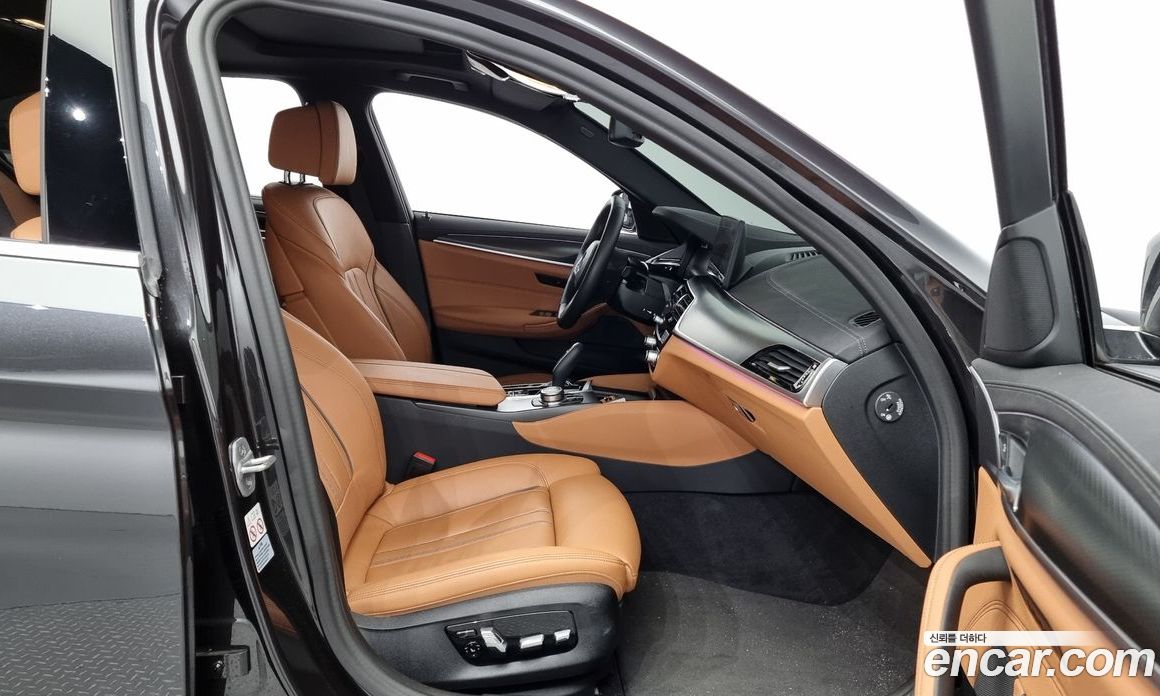 BMW 5-Series i520 M Sport