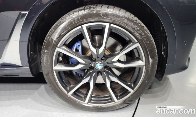 BMW X7 xDrive i40 M Sport 6STR