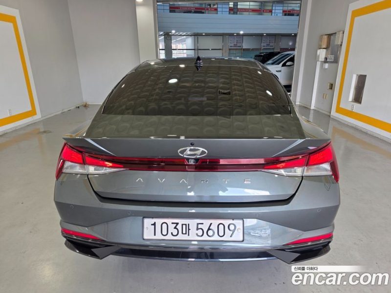 Hyundai Avante 1.6
