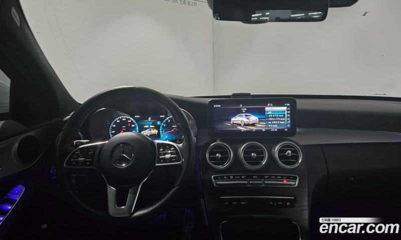 Mercedes Benz C-Class C200 AMG Line