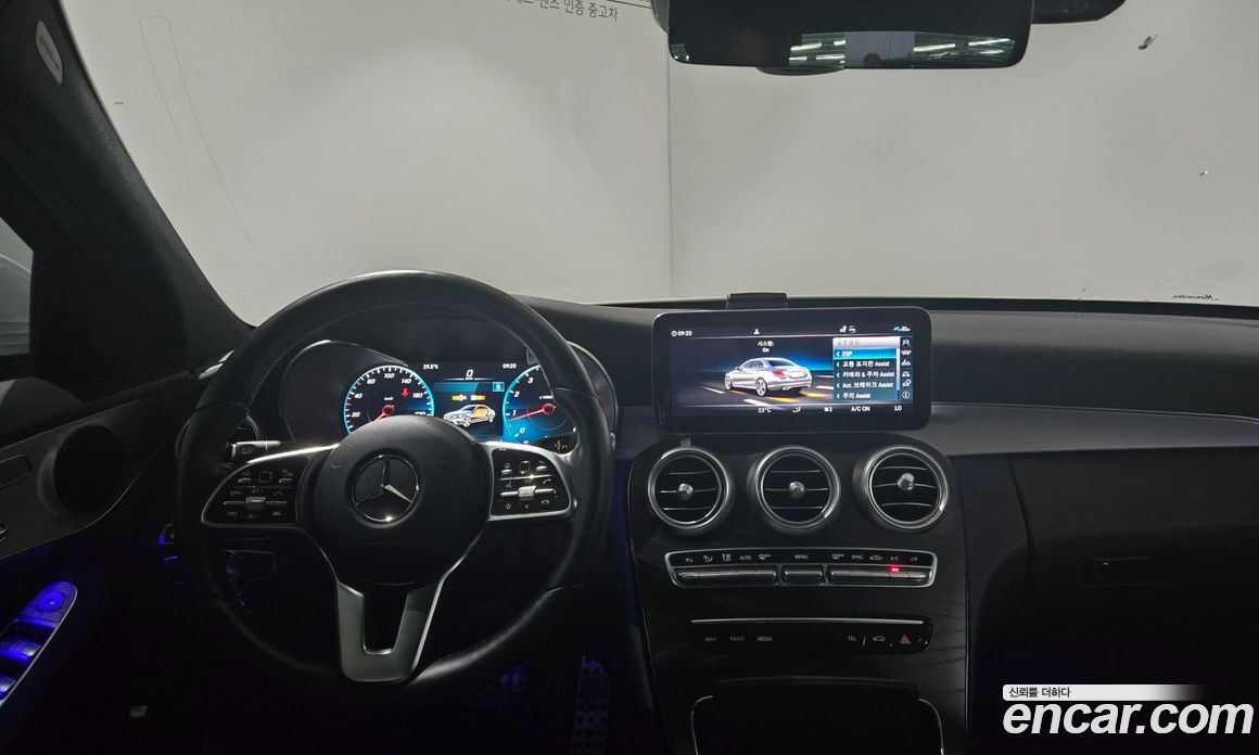 Mercedes Benz C-Class C200 AMG Line