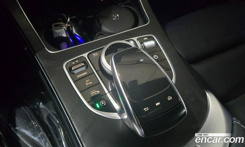 Mercedes Benz C-Class C200 AMG Line