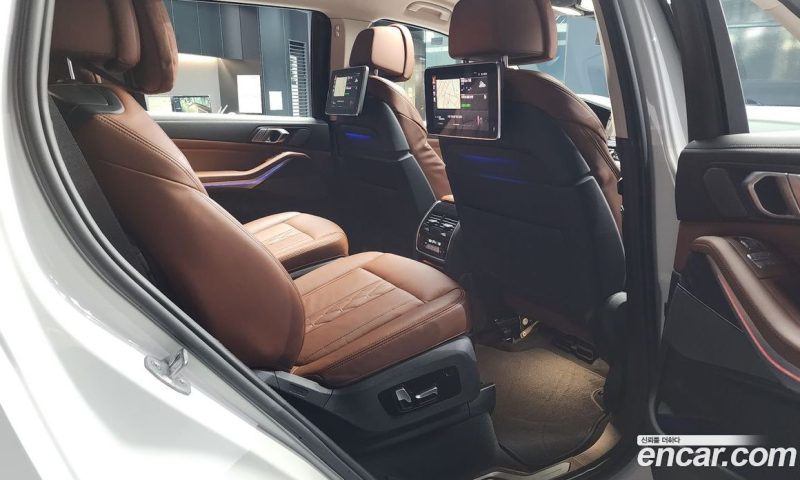 BMW X7 xDrive 40D Design Pure Excellence 6-Seater