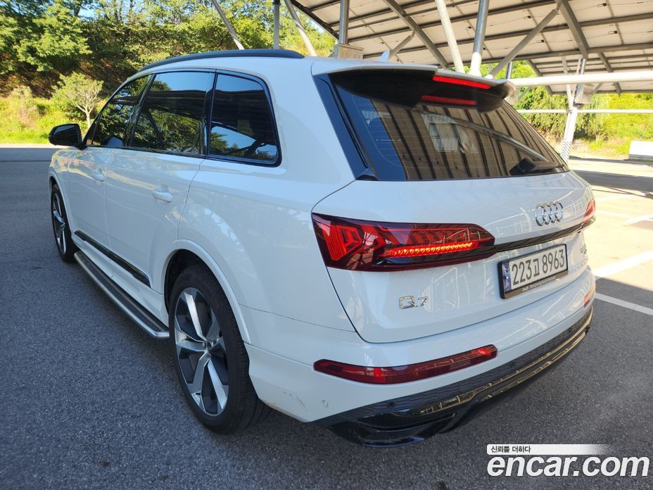 Audi Q7 55 TFSI Quattro Premium