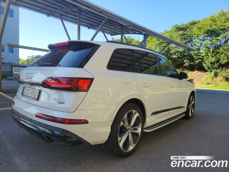 Audi Q7 55 TFSI Quattro Premium