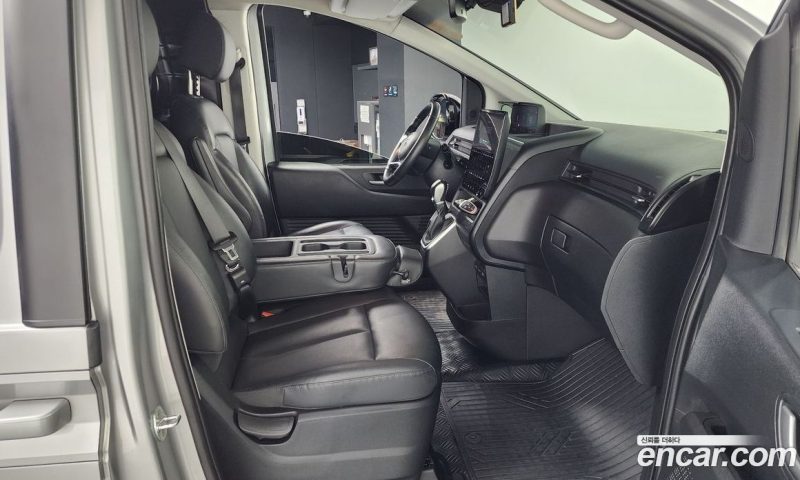 Hyundai Staria Cargo 3-Seater