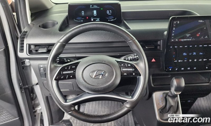 Hyundai Staria Cargo 3-Seater