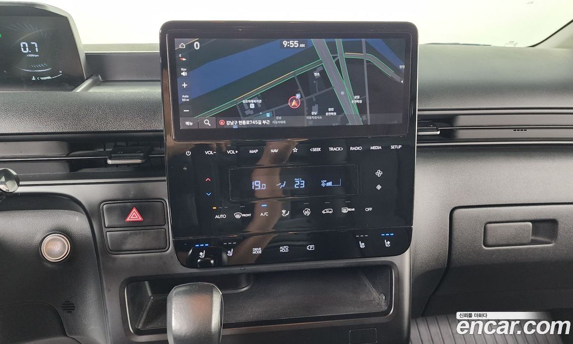 Hyundai Staria Cargo 3-Seater