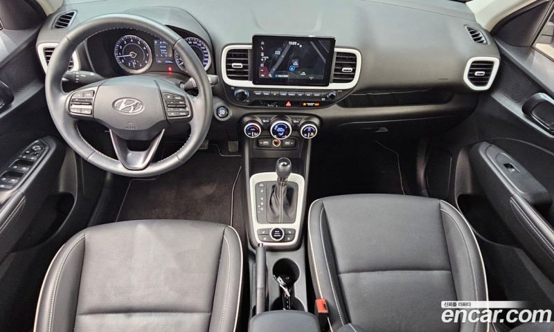 Hyundai Venue 1.6 Flux