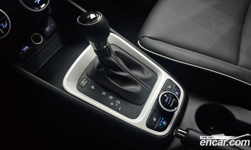 Hyundai Venue 1.6 Flux