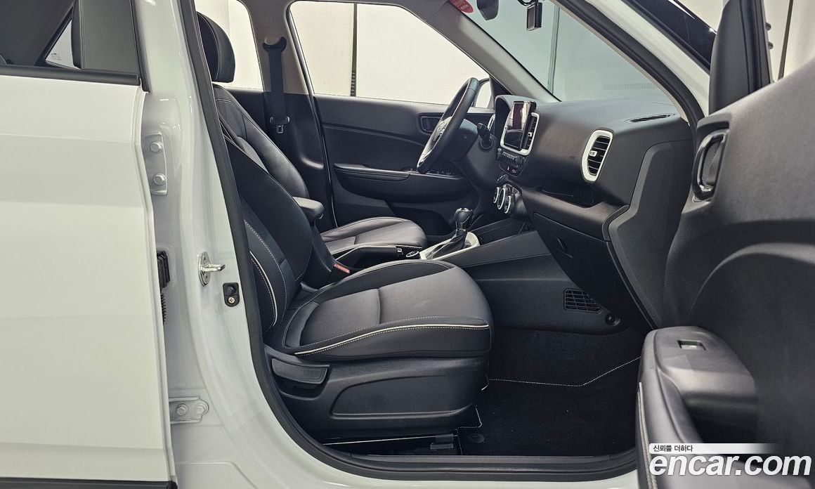 Hyundai Venue 1.6 Flux