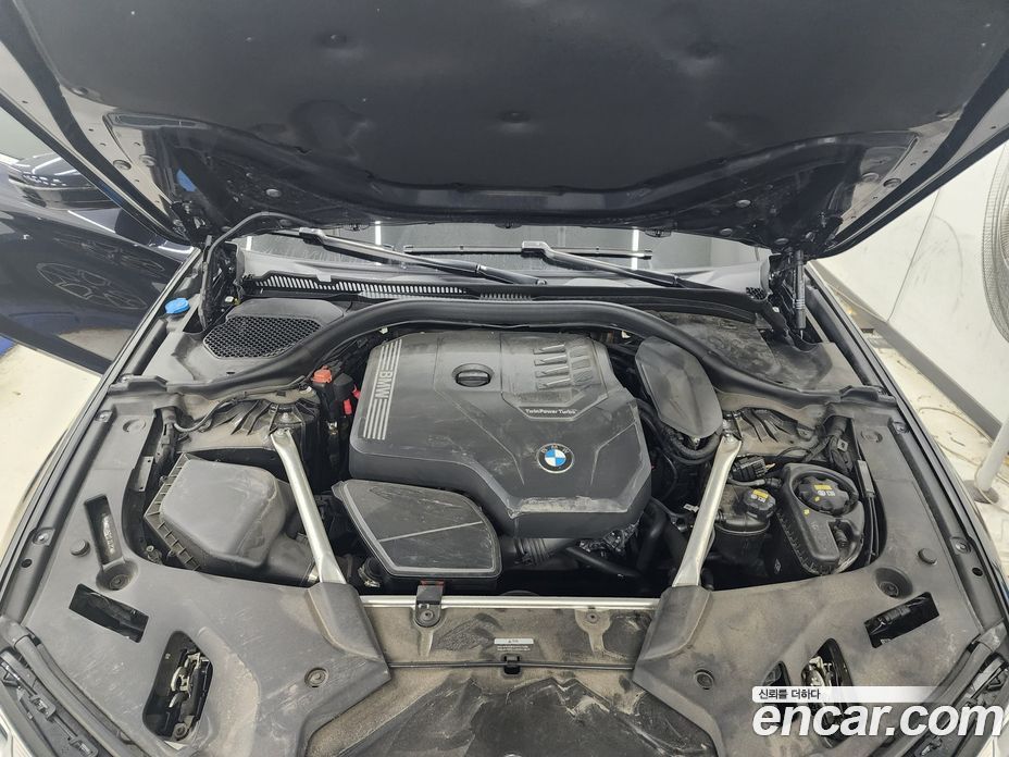 BMW 5-Series i520 M Sport