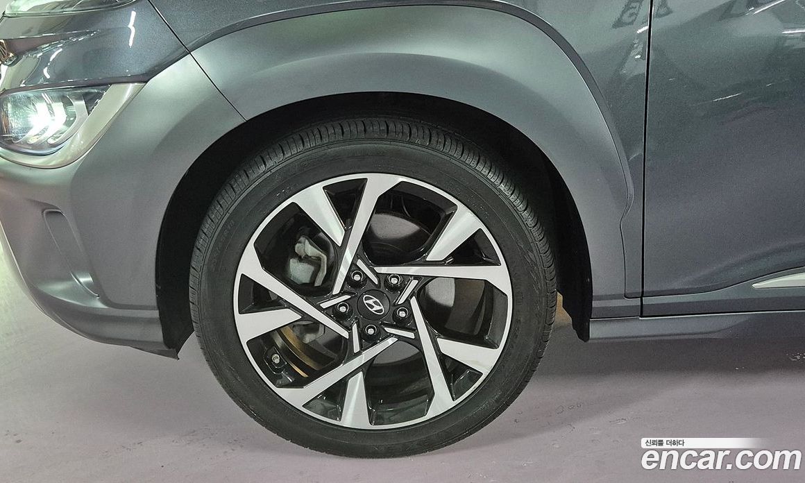 Hyundai Kona Gasoline 1.6 Turbo 2WD