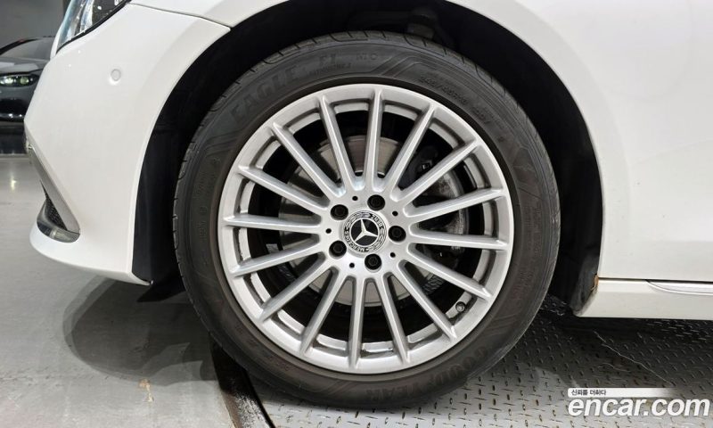 Mercedes Benz E-Class E250 Exclusive