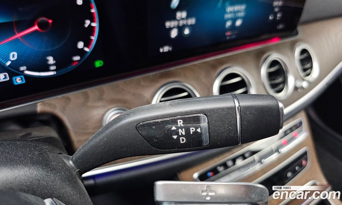 Mercedes Benz E-Class E250 Exclusive