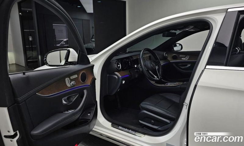 Mercedes Benz E-Class E250 Exclusive