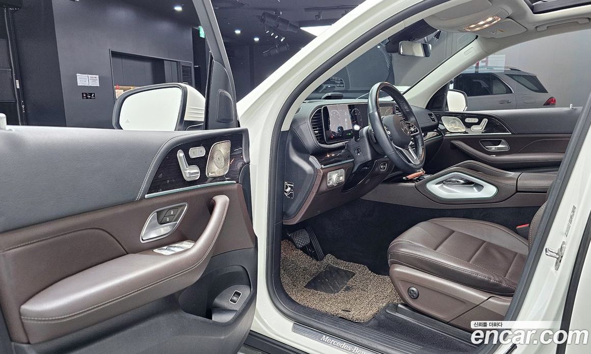 Mercedes Benz GLE-Class GLE300d 4MATIC