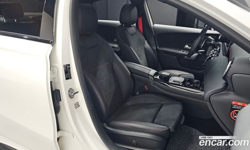 Mercedes Benz A-Class AMG A35 4MATIC Sedan