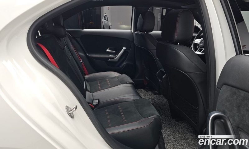 Mercedes Benz A-Class AMG A35 4MATIC Sedan