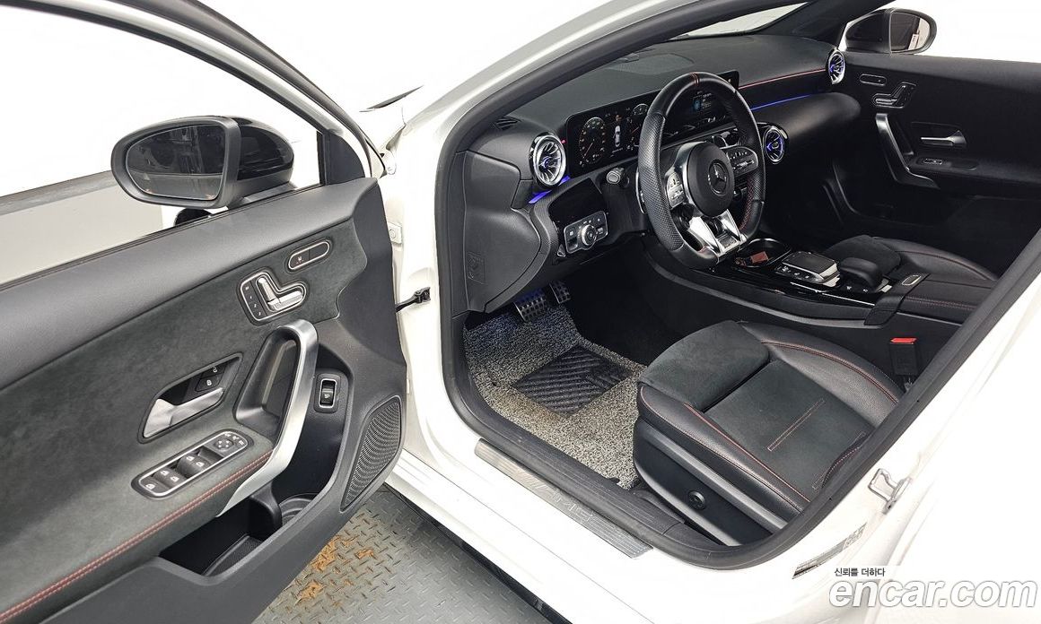 Mercedes Benz A-Class AMG A35 4MATIC Sedan