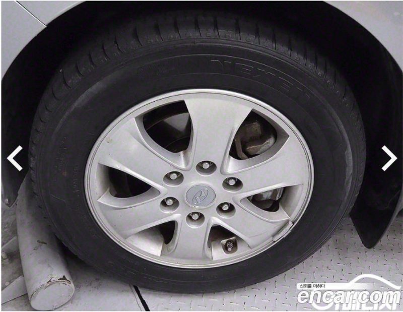 Hyundai Starex Wagon 12-Seater