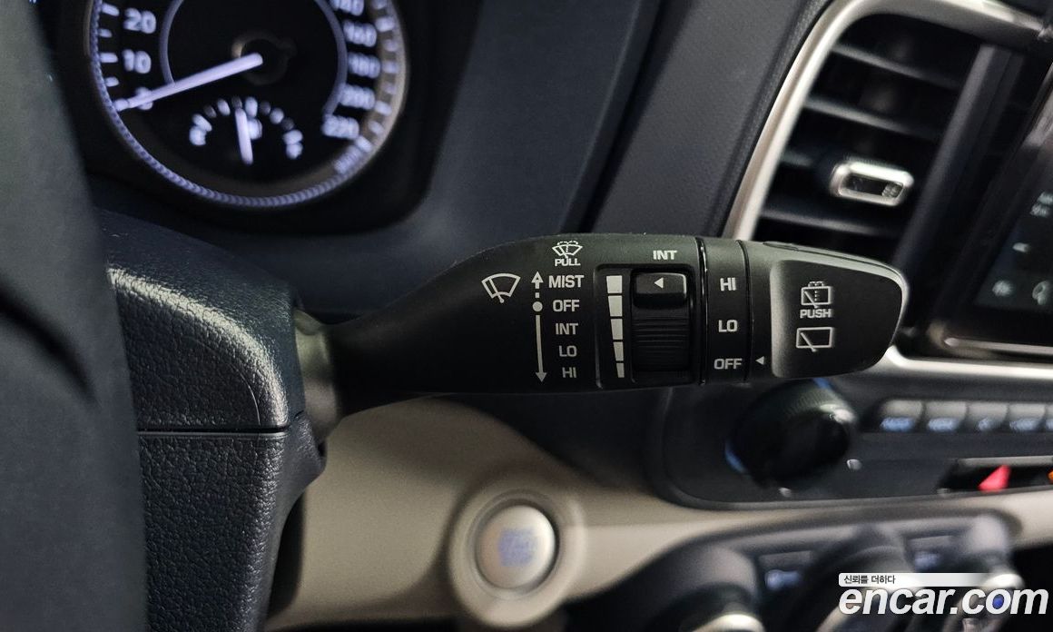 Hyundai Venue 1.6 Flux