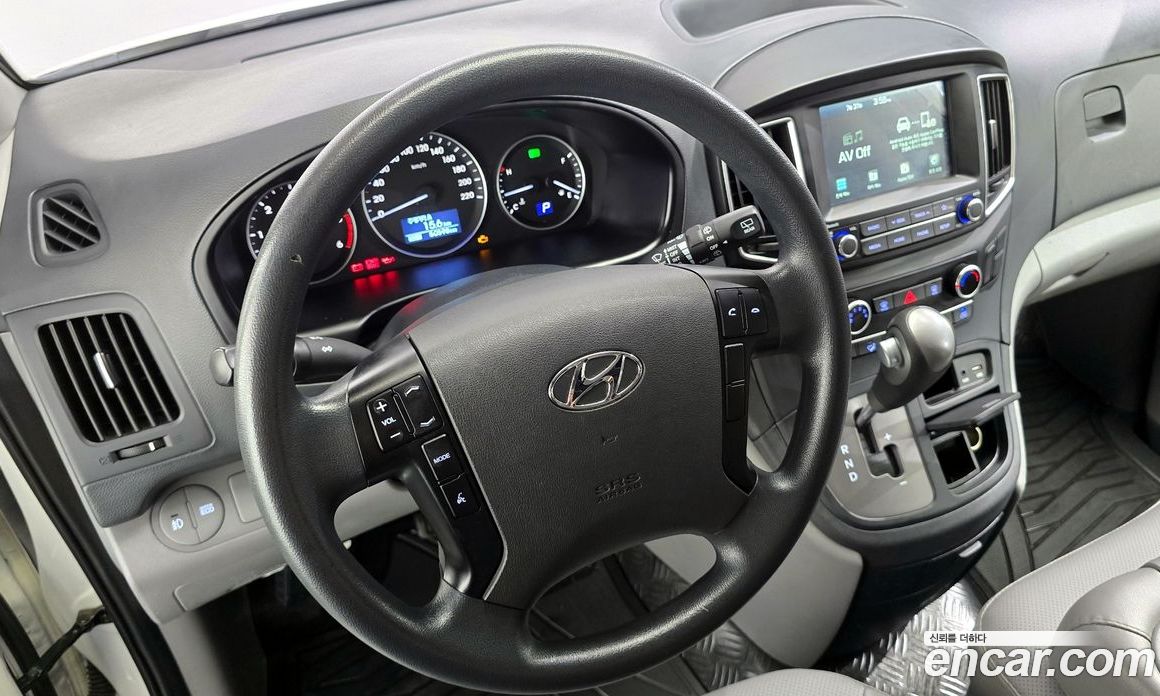 Hyundai Starex Van 3-Seater