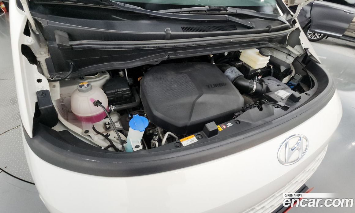 Hyundai Staria Cargo 3-Seater