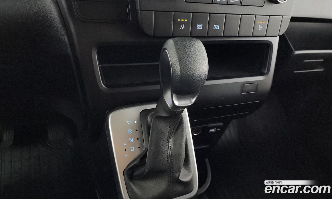 Hyundai Staria Cargo 3-Seater