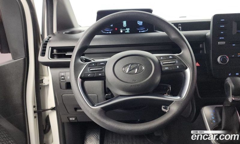 Hyundai Staria Cargo 3-Seater