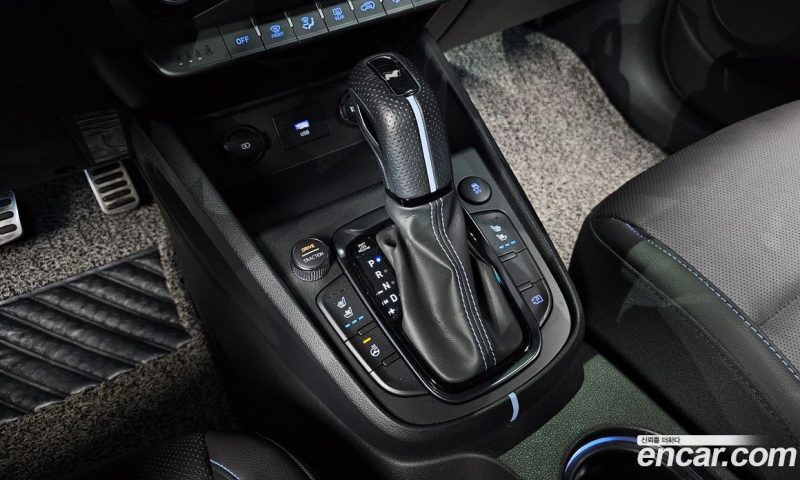 Hyundai Kona Gasoline 2.0 2WD