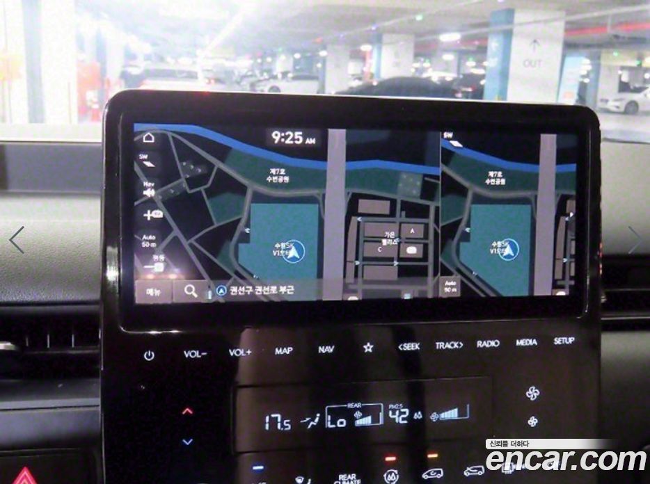 Hyundai Staria Tourer 11-Seater