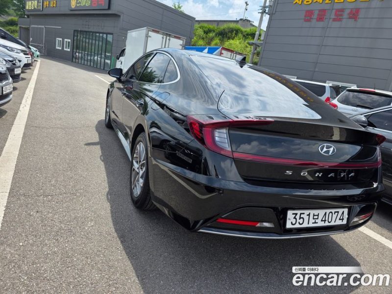 Hyundai Sonata 2.0