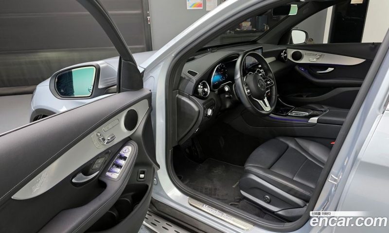 Mercedes Benz GLC-Class GLC220 D 4MATIC