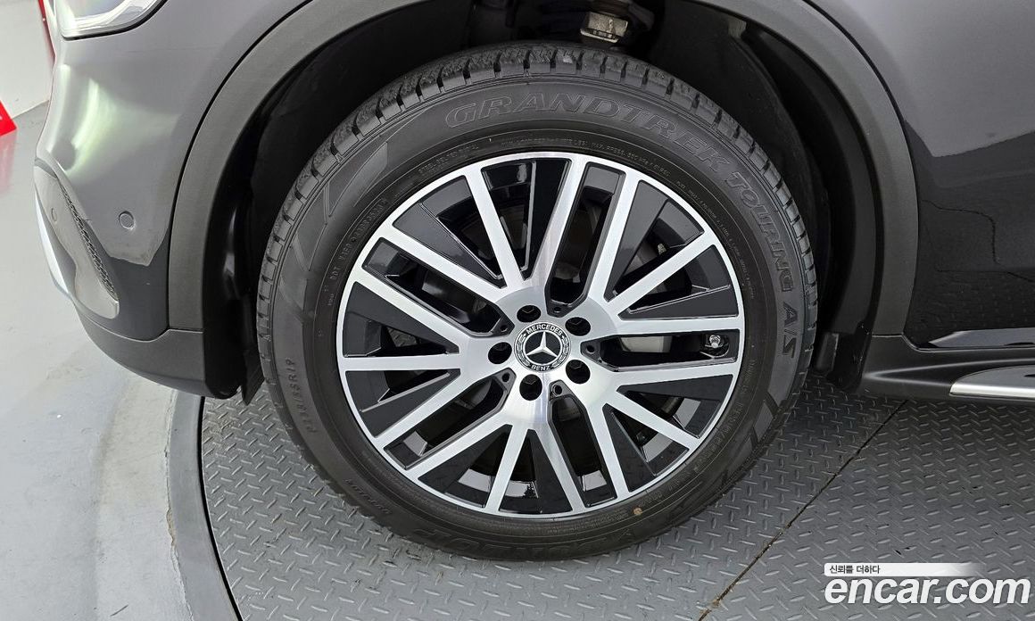 Mercedes Benz GLC-Class GLC220 D 4MATIC