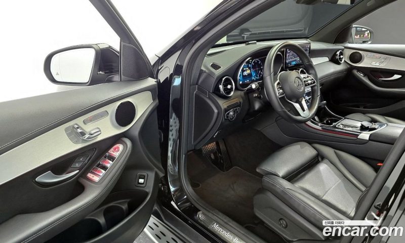 Mercedes Benz GLC-Class GLC220 D 4MATIC