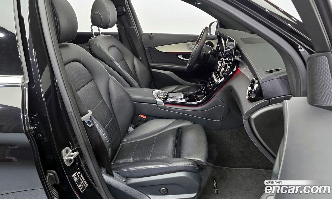 Mercedes Benz GLC-Class GLC220 D 4MATIC